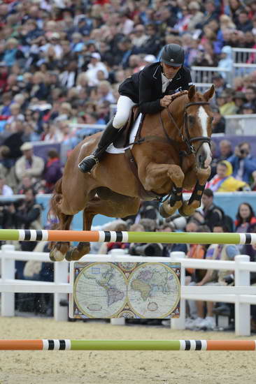 Olympics-EV-SJ-7-31-12-8471-AndrewNicholson-Nereo-NZL-DDeRosaPhoto