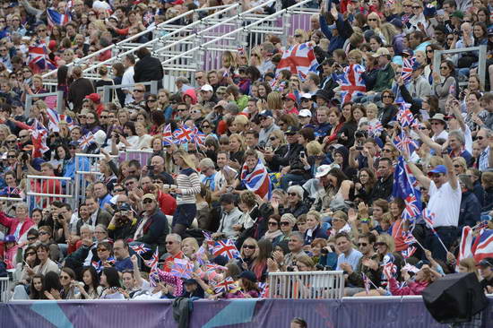 Flags-Olympics-SJ-Ind-8-4-12-4481-DDeRosaPhoto