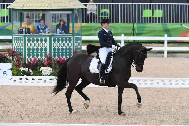 Olympics-DRE-GPS-8-12-16-3208-IsabelWerth-WeihegoldOld-GER-DDeRosaPhoto