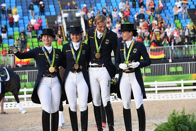 Olympics-DRE-TM-Awards-8-12-16-7492-DDeRosaPhoto