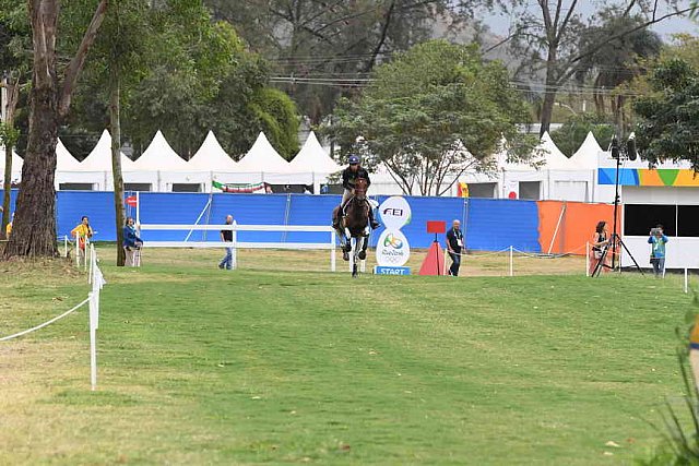 Olympics-RIO-EV-XC-8-8-16-0318-AstierNicolas-PiafDeB'Neville-FRA-DDeRosaPhoto