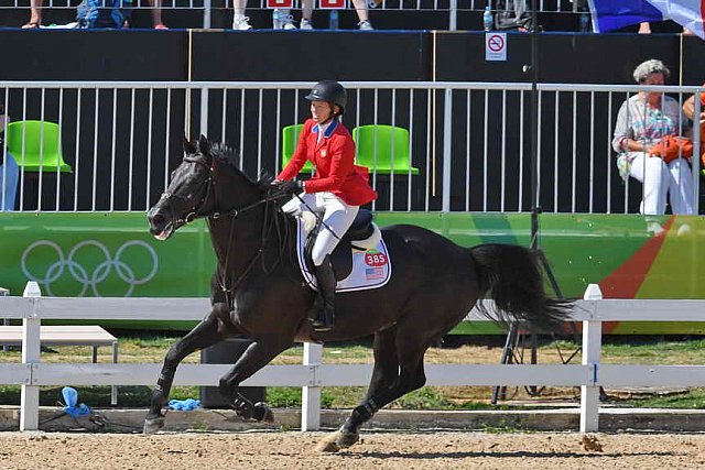 Olympics-RIO-SJ-1stQuall-8-14-16-7555-BeezieMadden-CortesC-USA-DDeRosaPhoto