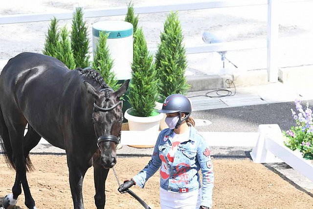 OLY-2020-DRESSAGE-JOG-7-24-21-0826-115-LALIBERTE MOREIRA-STATESMAN-CAN-DDEROSAPHOTO