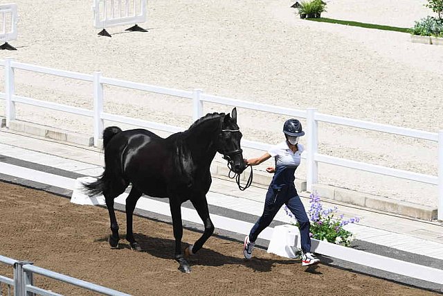 OLY-2020-DRESSAGE-JOG-7-24-21-0964-131-MAXINE COLLARD-CUPIDO PB-FRA-DDEROSAPHOTO