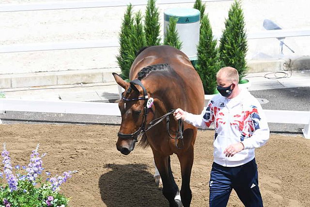 OLY-2020-DRESSAGE-JOG-7-24-21-1011-136-GARETH HUGHES-SINTANO VAN HOF OLYMPIA-GBR-DDEROSAPHOTO