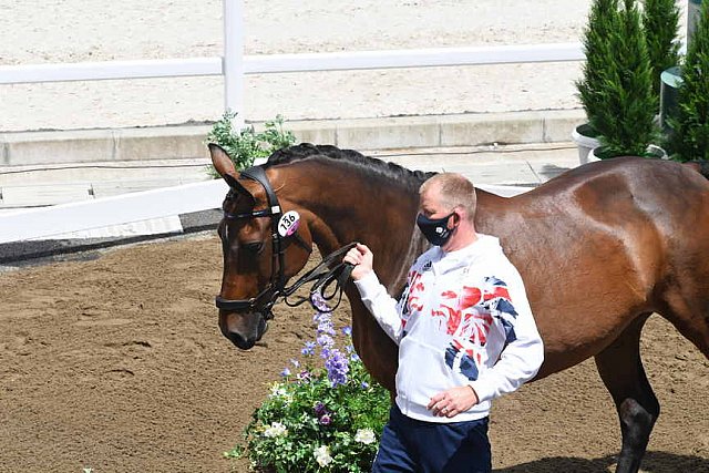OLY-2020-DRESSAGE-JOG-7-24-21-1012-136-GARETH HUGHES-SINTANO VAN HOF OLYMPIA-GBR-DDEROSAPHOTO