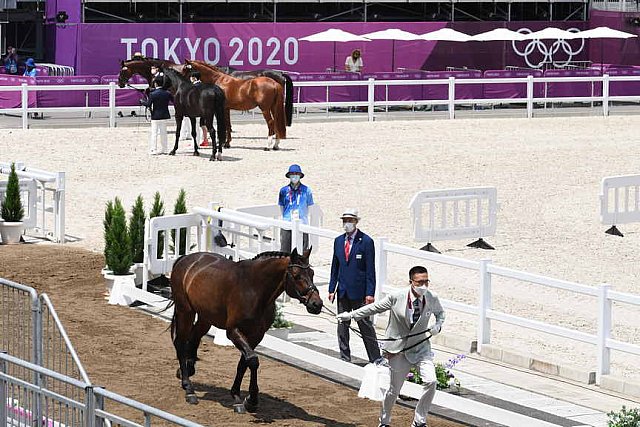 OLY-2020-DRESSAGE-JOG-7-24-21-1127-147-SEON KIM DONG-BELSTAFF-KOR-DDEROSAPHOTO