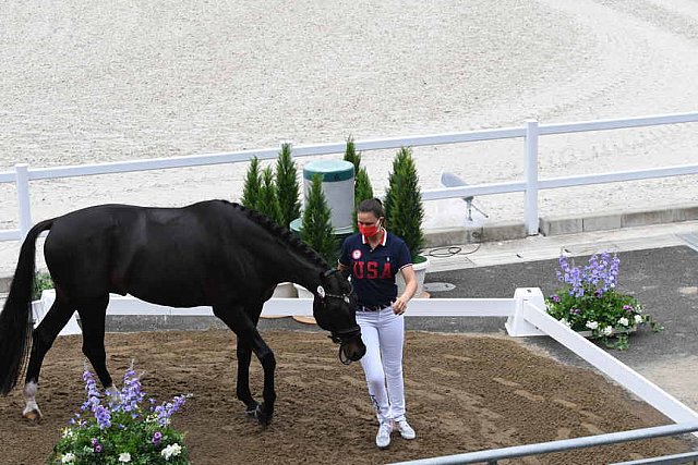 OLY-2020-DRESSAGE-JOG-7-24-21-1426-171-LYLE ADRIENNE-SALVINO-USA-DDEROSAPHOTO