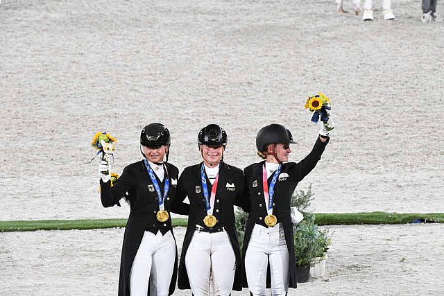 OLY-2020-DRESSAGE-GP SPECIAL AWARDS-7-27-21-6936-DDEROSAPHOTO