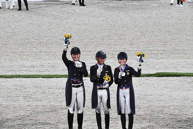 OLY-2020-DRESSAGE-GP SPECIAL AWARDS-7-27-21-6976-DDEROSAPHOTO