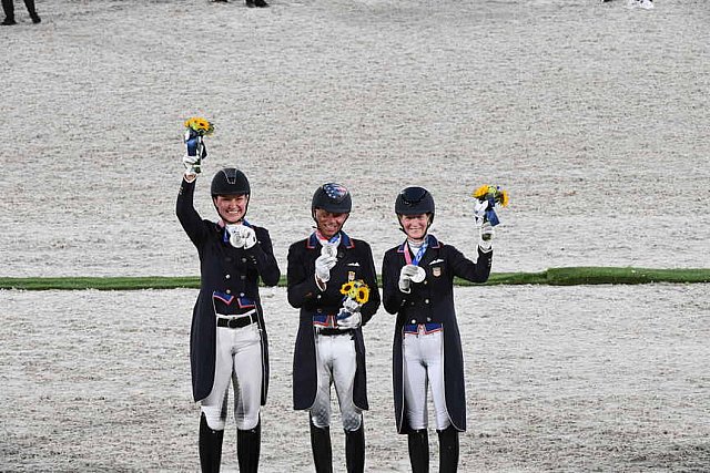 OLY-2020-DRESSAGE-GP SPECIAL AWARDS-7-27-21-6977-DDEROSAPHOTO