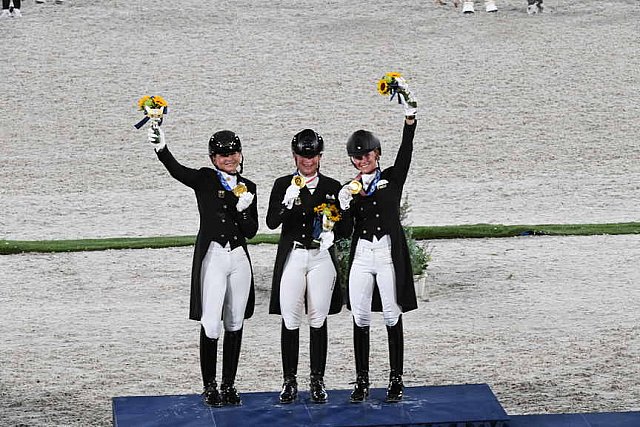 OLY-2020-DRESSAGE-GP SPECIAL AWARDS-7-27-21-7011-DDEROSAPHOTO