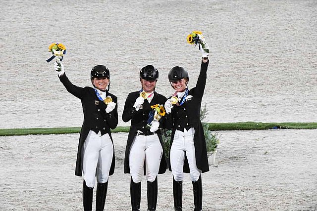 OLY-2020-DRESSAGE-GP SPECIAL AWARDS-7-27-21-7012-DDEROSAPHOTO