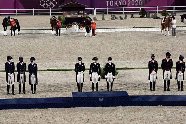 OLY-2020-DRESSAGE-GP SPECIAL AWARDS-7-27-21-4955-DDEROSAPHOTO