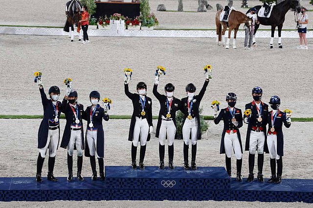 OLY-2020-DRESSAGE-GP SPECIAL AWARDS-7-27-21-4983-DDEROSAPHOTO