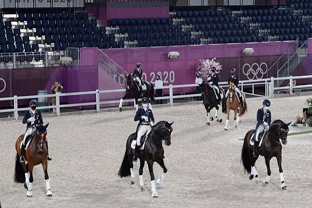 OLY-2020-DRESSAGE-GP SPECIAL AWARDS-7-27-21-5017-DDEROSAPHOTO