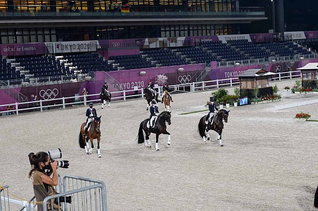 OLY-2020-DRESSAGE-GP SPECIAL AWARDS-7-27-21-5023-DDEROSAPHOTO