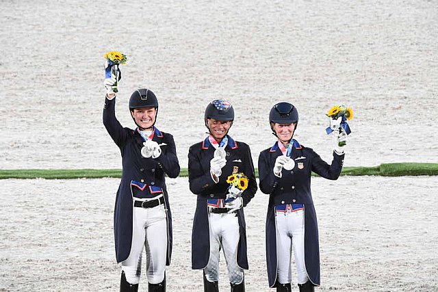 OLY-2020-DRESSAGE-GP SPECIAL AWARDS-7-27-21-7004-DDEROSAPHOTO