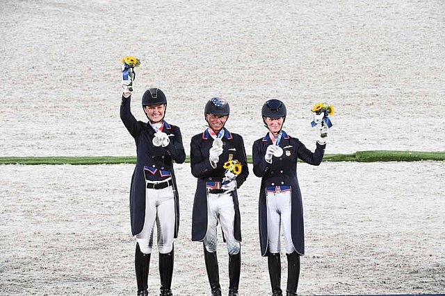 OLY-2020-DRESSAGE-GP SPECIAL AWARDS-7-27-21-7006-DDEROSAPHOTO