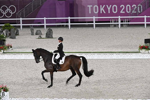OLY-2020-DRESSAGE-GP FREESTYLE-7-28-21-8960-139-JESSICA VON BREDOW-WERNDL-TSF DALERA-GER-DDEROSAPHOTO