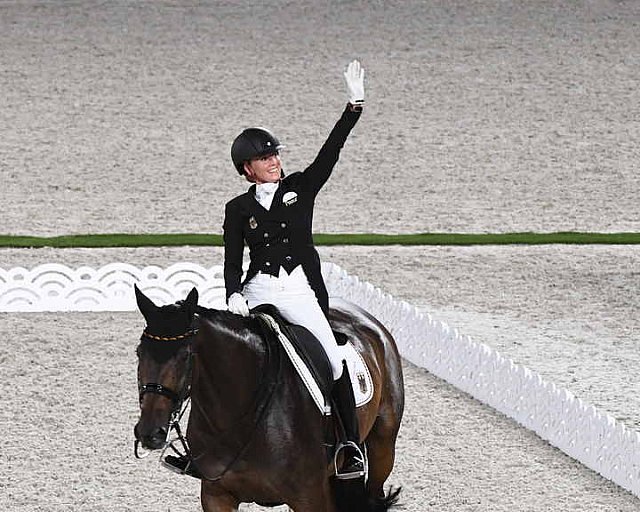 OLY-2020-DRESSAGE-GP FREESTYLE-7-28-21-9029-139-JESSICA VON BREDOW-WERNDL-TSF DALERA-GER-DDEROSAPHOTO