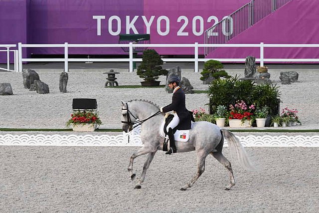 OLY-2020-DRESSAGE-GP FREESTYLE-7-28-21-7758-158-RODRIGO TORRES-FOGOSO-POR-DDEROSAPHOTO