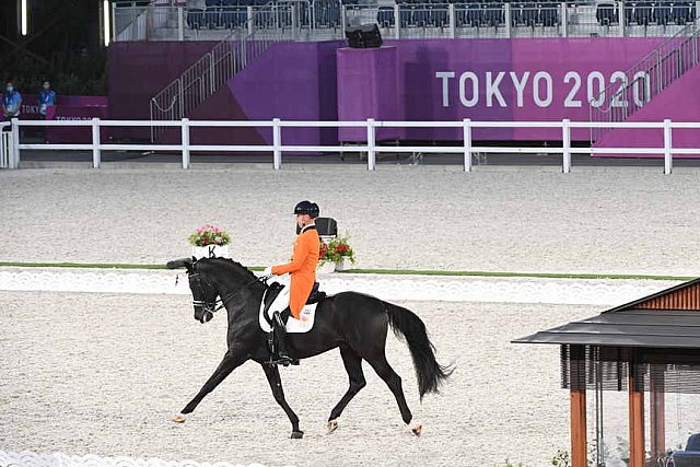 OLY-2020-DRESSAGE-GP FREESTYLE-7-28-21-8107-152-HANS PETER MINDERHOUD-DREAM BOY-NED-DDEROSAPHOTO