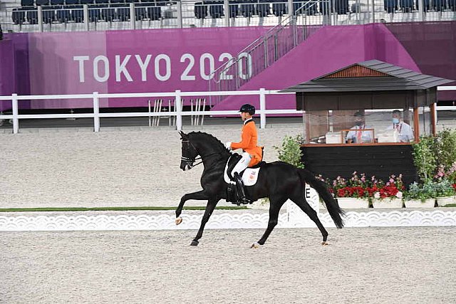 OLY-2020-DRESSAGE-GP FREESTYLE-7-28-21-8138-152-HANS PETER MINDERHOUD-DREAM BOY-NED-DDEROSAPHOTO