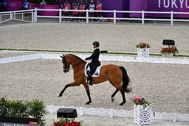 OLY-2020-DRESSAGE-GP DAY1-7-24-21-2568-101-MARY HANNA-CALANTA-AUS-DDEROSAPHOTO