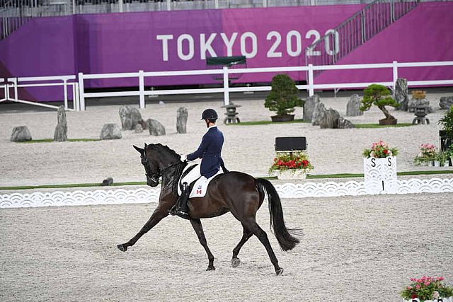 OLY-2020-DRESSAGE-GP DAY1-7-24-21-5090-116-CHRIS VON-MARTELS-ECLIPS-CAN-DDEROSAPHOTO