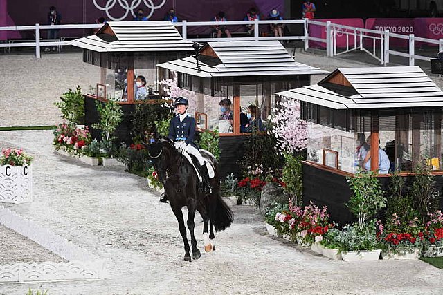 OLY-2020-DRESSAGE-GP FREESTYLE-7-28-21-8489-167-THERESE NILSHAGEN-DANTE WELTINO OLD-SWE-DDEROSAPHOTO