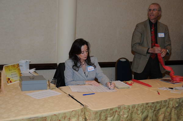 PCLI-12-9-10-HolidayParty-066-DDeRosaPhoto.jpg