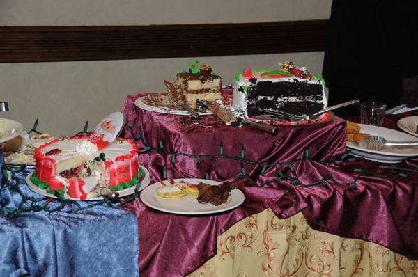 PCLI-12-9-10-HolidayParty-146-DDeRosaPhoto.jpg