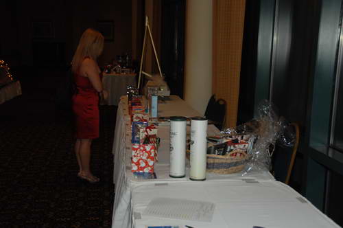 PCLI-12-1-11-HolidayShow-021-DDeRosaPhoto