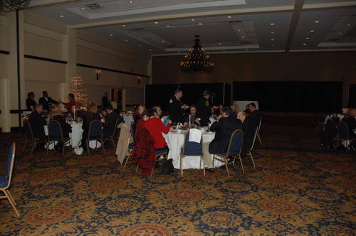 PCLI-12-1-11-HolidayShow-100-DDeRosaPhoto