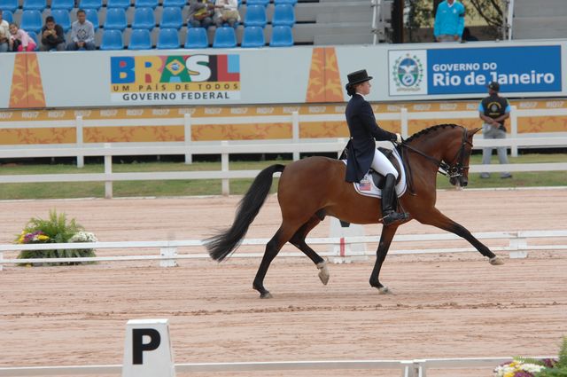 112-PanAmRio-KatherinePoulin-Neff-BrilliantToo-USA-7-18-07-DeRosaPhoto.jpg