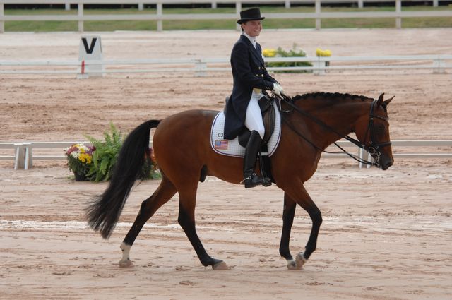 557-KatherinePoulin-Neff-BrilliantToo-USA-PanAmRio-7-16-07-DeRosaPhoto