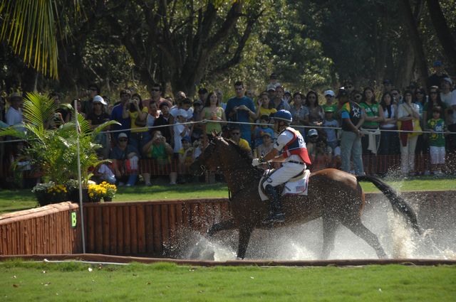 151-DarrenChiacchia-BetterIDoIt-PanAmRio-7-20-07-DeRosaPhoto.jpg