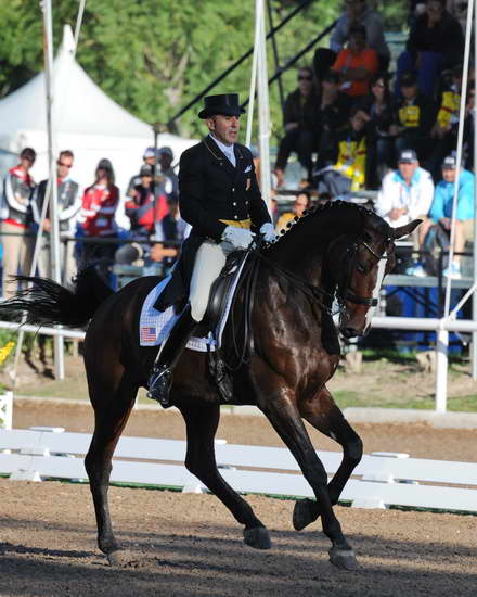 PanAmGames-MX-10-16-11-2840-CesarParra-Grandioso-DDeRosaPhoto.JPG