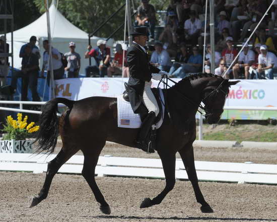 PanAmGames-MX-10-17-11-8391-CesarParra-Grandioso-USA-DDeRosaPhoto.JPG