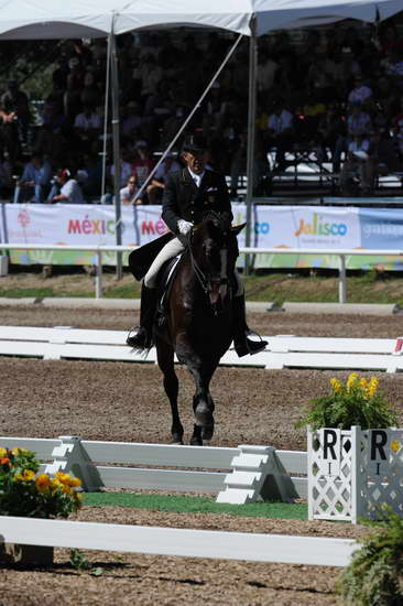 PanAmGames-MX-10-17-11-8412-CesarParra-Grandioso-USA-DDeRosaPhoto.JPG