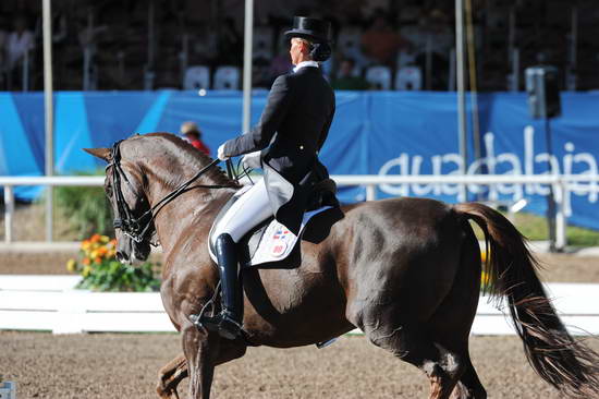 PanAmGames-MX-10-16-11-6083-IvonneLososDeMuniz-DondoloMarismas-DOM-DDeRosaPhoto.JPG