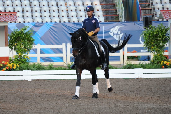 PanAmGames-MX-10-15-11-5223-SteffenPeters-WeltonsMagic-DDeRosaPhoto.JPG