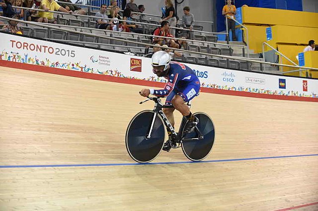 PARA-Cycling-8-11-15-7350-JosephBerenyi-Gold-DDeRosaPhoto