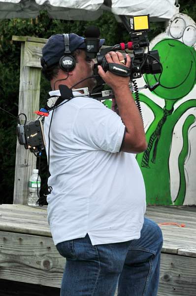 HC08-8-24-08-012-WVVH-PS-DeRosaPhoto