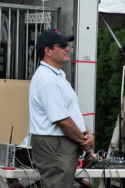 HC08-8-24-08-014-WVVH-PS-DeRosaPhoto
