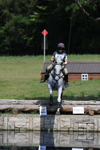 So8ths-5-5-12-XCDay-2496-KaylinMedlin-Watch-Me-Now-DDeRosaPhoto