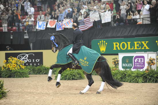 WorldCup-4-18-09-DressageAwardsFinal-749-SteffenPeters-Ravel-DDeRosaPhoto