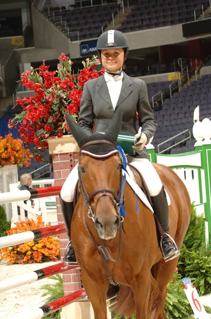 043-WIHS-GeorginaBloomberg-Lumina2-10-27-05-Class209-DDPhoto.JPG