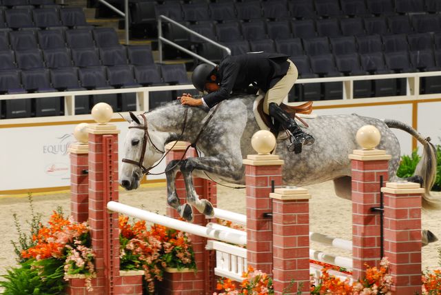 0181-VidaBlue-JohnFrench-WIHS-10-24-06-THOMASPHOTO.JPG